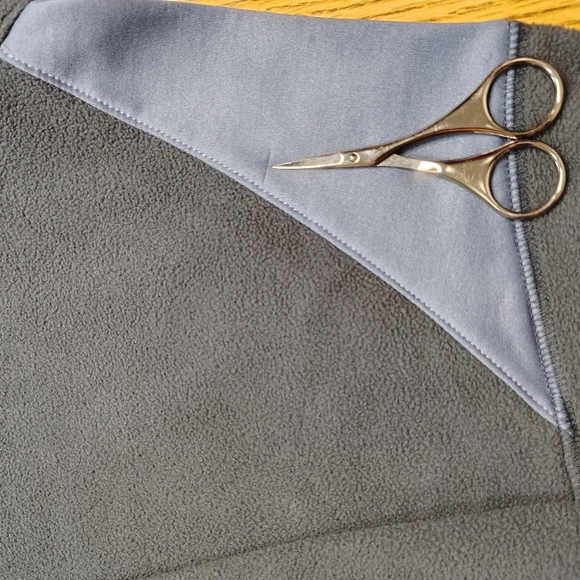 Columbia Men's Fleece ½ Zip Pocket Winter Sweater, XL, grey. - Picture 12 of 16